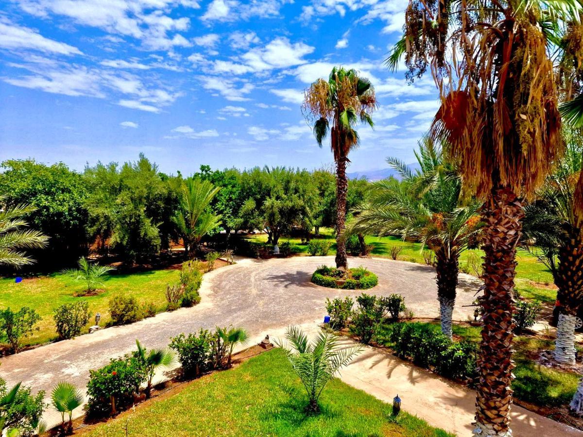 Bed and Breakfast Le Domaine De Carole Marrakech Douar Akkara Exterior foto